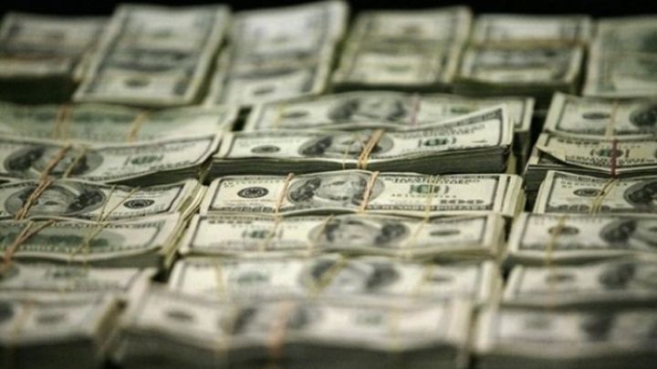 Neft və qazın satışından 5,2 milyard dollarlıq gəlir