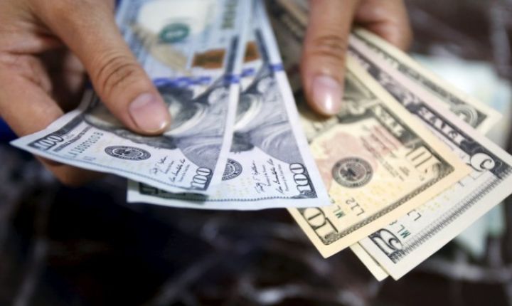 Dolların alış qiyməti 1 manat 70 qəpikdən aşağı düşdü