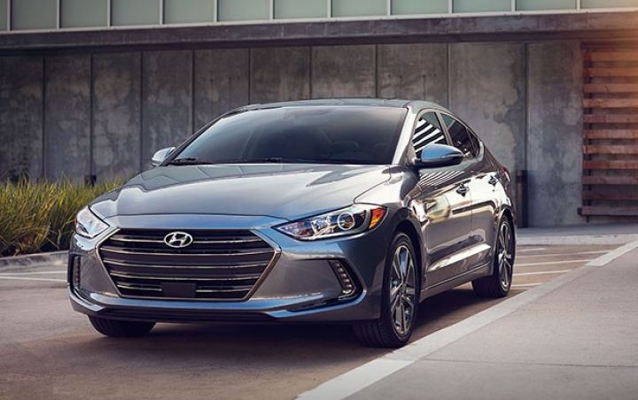 Vergilər Nazirliyi 360 min manatlıq minik avtomobili aldı