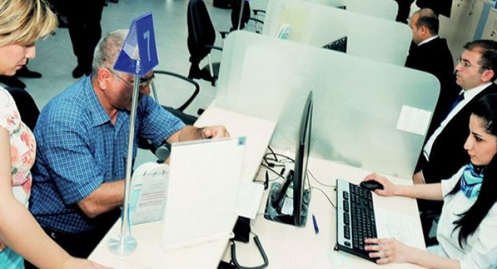 Vergi borcu olduqda banklar niyə bütün hesaba blok qoyurlar 