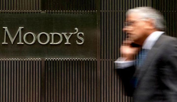 Azərbaycanın bank sistemi üzrə proqnoz "mənfi"yə düşdü