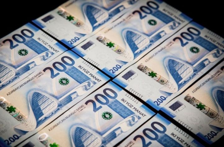 İri ticarət mərkəzi sahibinin oğlunun evindən 803 min manatlıq oğurlanıb