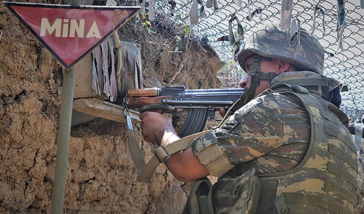 Ermənilər Azərbaycan Ordusunun mövqelərini atəşə tutub