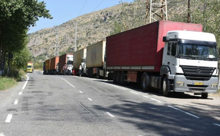 AYNA: "Astara” gömrük postunda 80-dən çox avtomobil gözləyir
