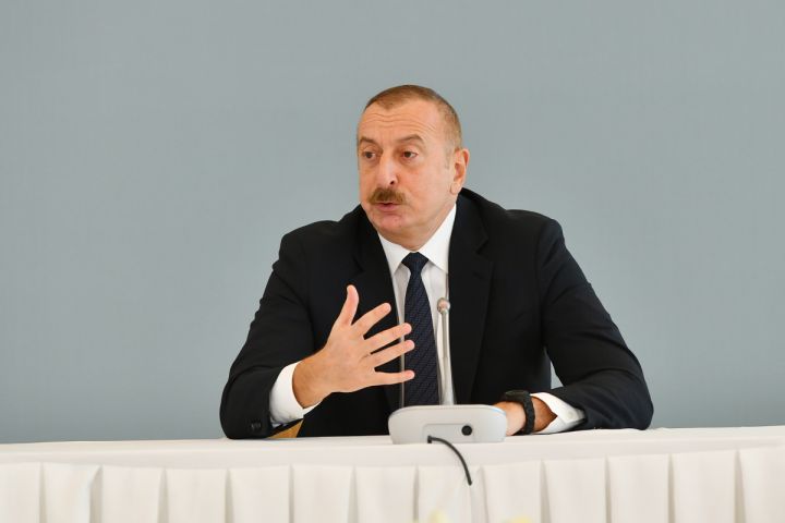 "Azərbaycandan kənarda yaşayan 40 milyon azərbaycanlı öz ana dilində təhsil almaq imkanından məhrumdur"