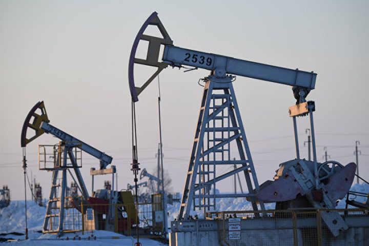 Urals neftinin orta qiyməti 60 dollarlıq qiymət tavanından aşağı düşüb