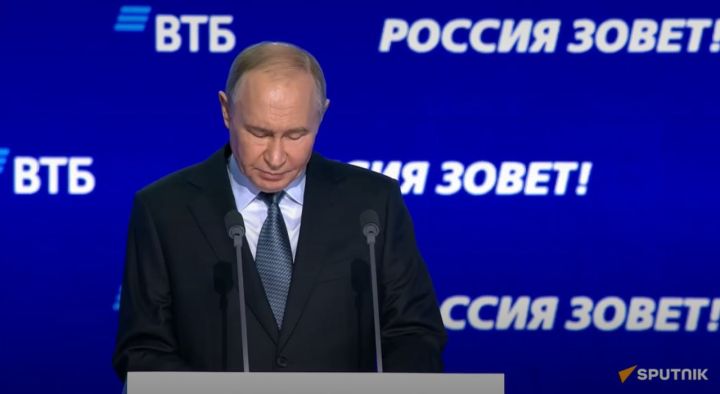 Putin: Rusiya bazarına qayıtmaq istəyən Qərb şirkətlərinə mane olmayacağıq