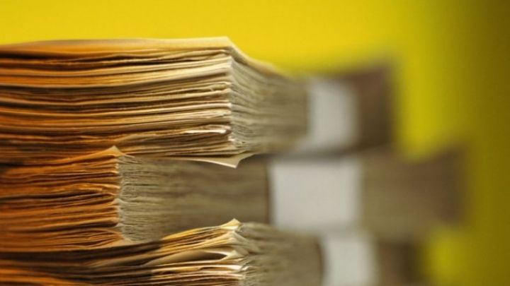 Şirkətlər pulun içində “üzürlər”, amma yatırmağa yer yoxdur
