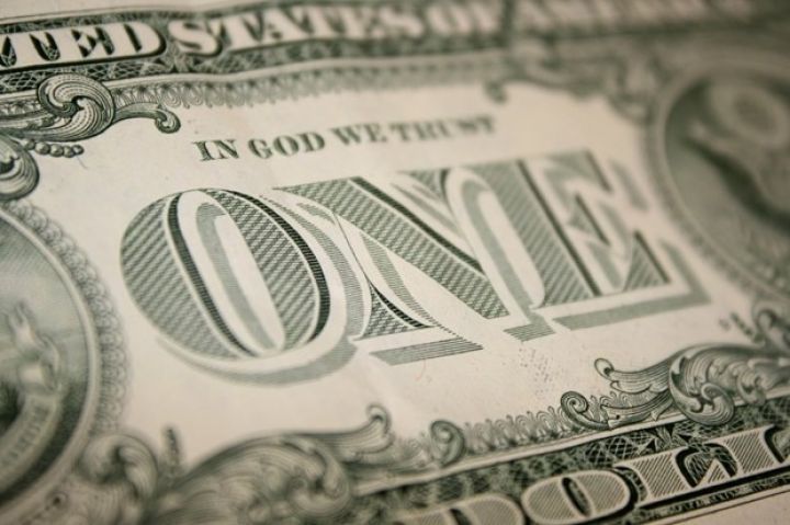 Dollar indeksi yenidən psixoloji həddi ötüb