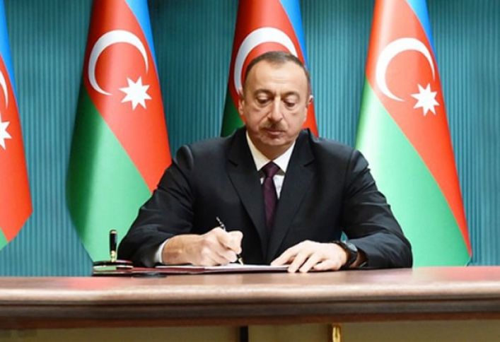 Fransa, Vatikan, Monako və Yunanıstandakı səfirləri geri çağırdı