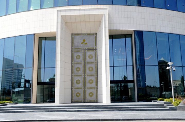 2001-də 270 milyon idi, 2018-də 38 milyard dolları keçib