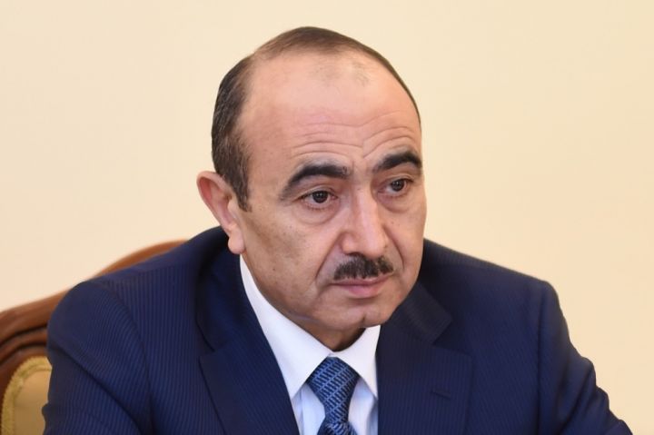 "O kitabdakı iddialar tam yalan və saxtadır"