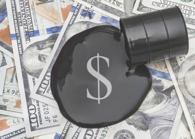 Azərbaycana xam neftdən daxil olan valyuta 5 milyard dollardan çox azalıb