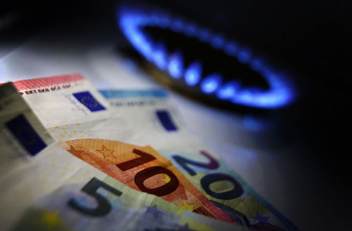Avropada təbii qazın qiyməti  800 dolların üzərində qalıb