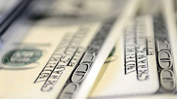 Güclü dollar ABŞ üçün pisdir?