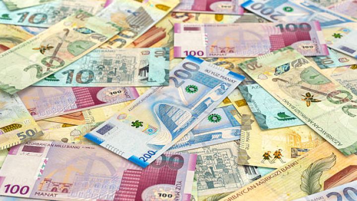 Əhalinin banklarda müddәtli әmanәtlәri 10 milyard manata yaxınlaşıb