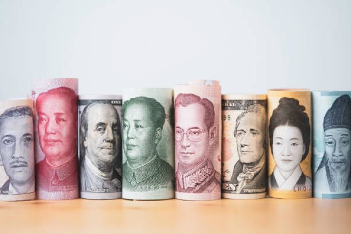 Rəsmi məzənnələr açıqlandı